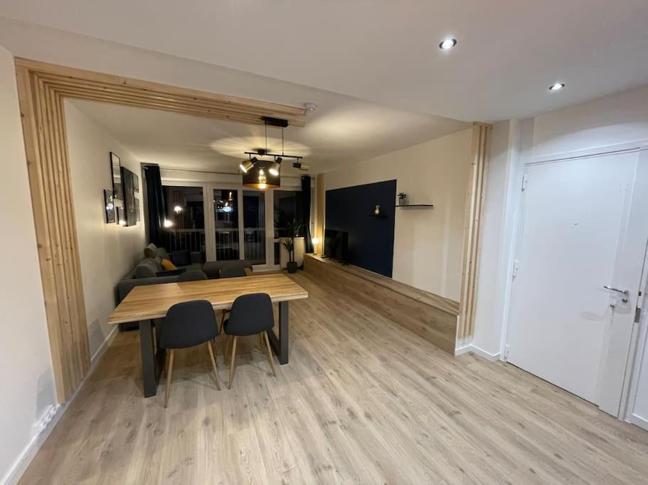 Blue Iro, Lumineux, 4 Chambres, Balcon, 105M2 圣艾蒂安 外观 照片